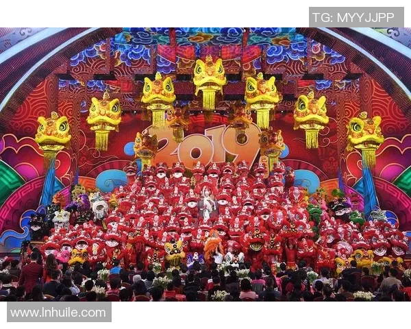 国王与2019央视的较量揭示了传统与现代媒体的碰撞与融合