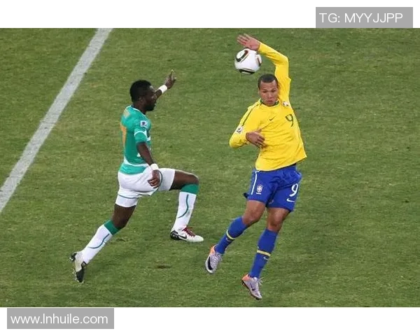 奥林匹亚与波特诺的激烈对决揭示足球战术与团队精神的完美结合 奥林匹亚与波特诺的激烈对决揭示足球战术与团队精神的完美结合