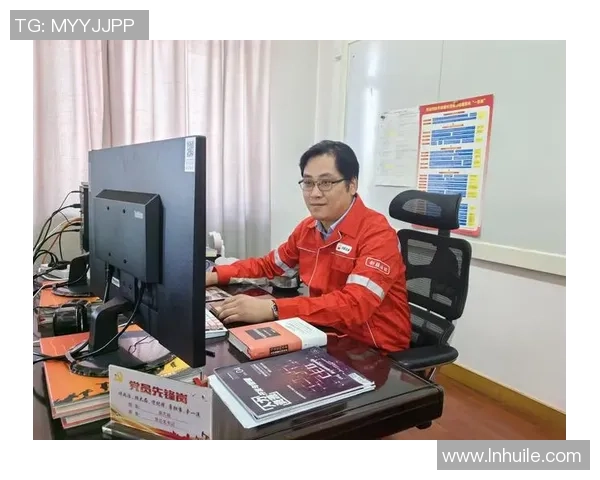 姜宇星的成长之路：从青涩少年到耀眼明星的奋斗故事